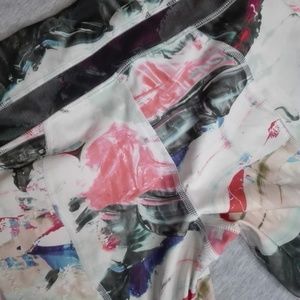 !!! 20$ ADD ON !!!  lululemon leggings size 4